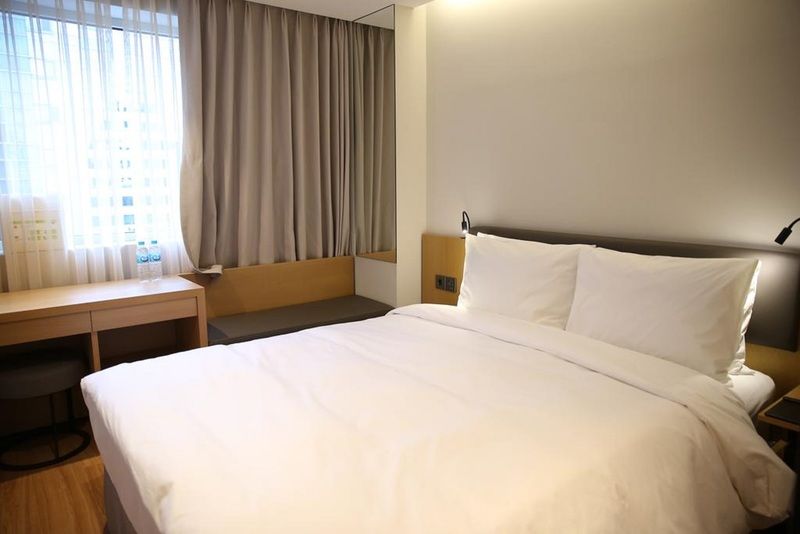 Hotel Uri& Сеул Экстерьер фото